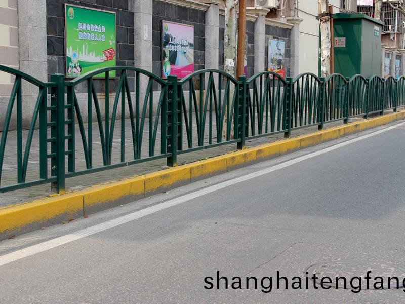 花式道路中间护栏