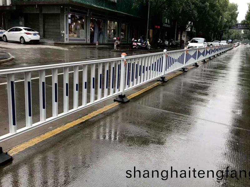 防眩板护栏价格