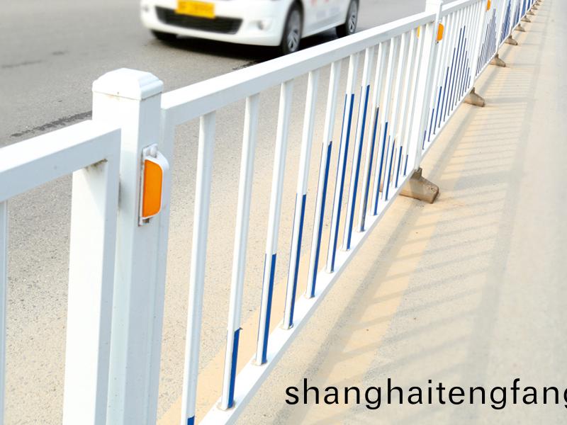 常规公路护栏